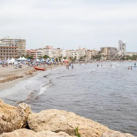 Acogedor A Pocos Metros De La Playa